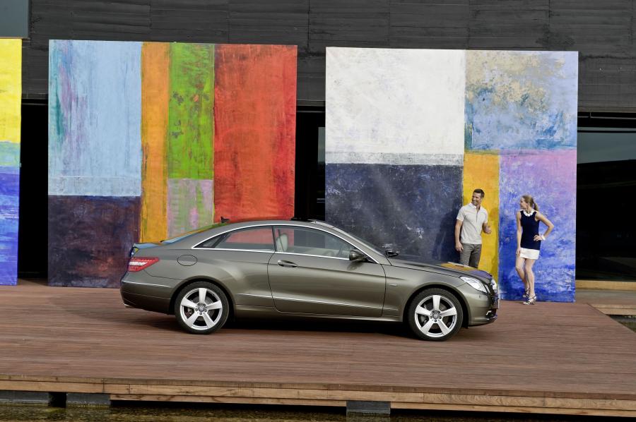  Mercedes-Benz E-Class Coupe 2010 года  (фото 70 из 84)